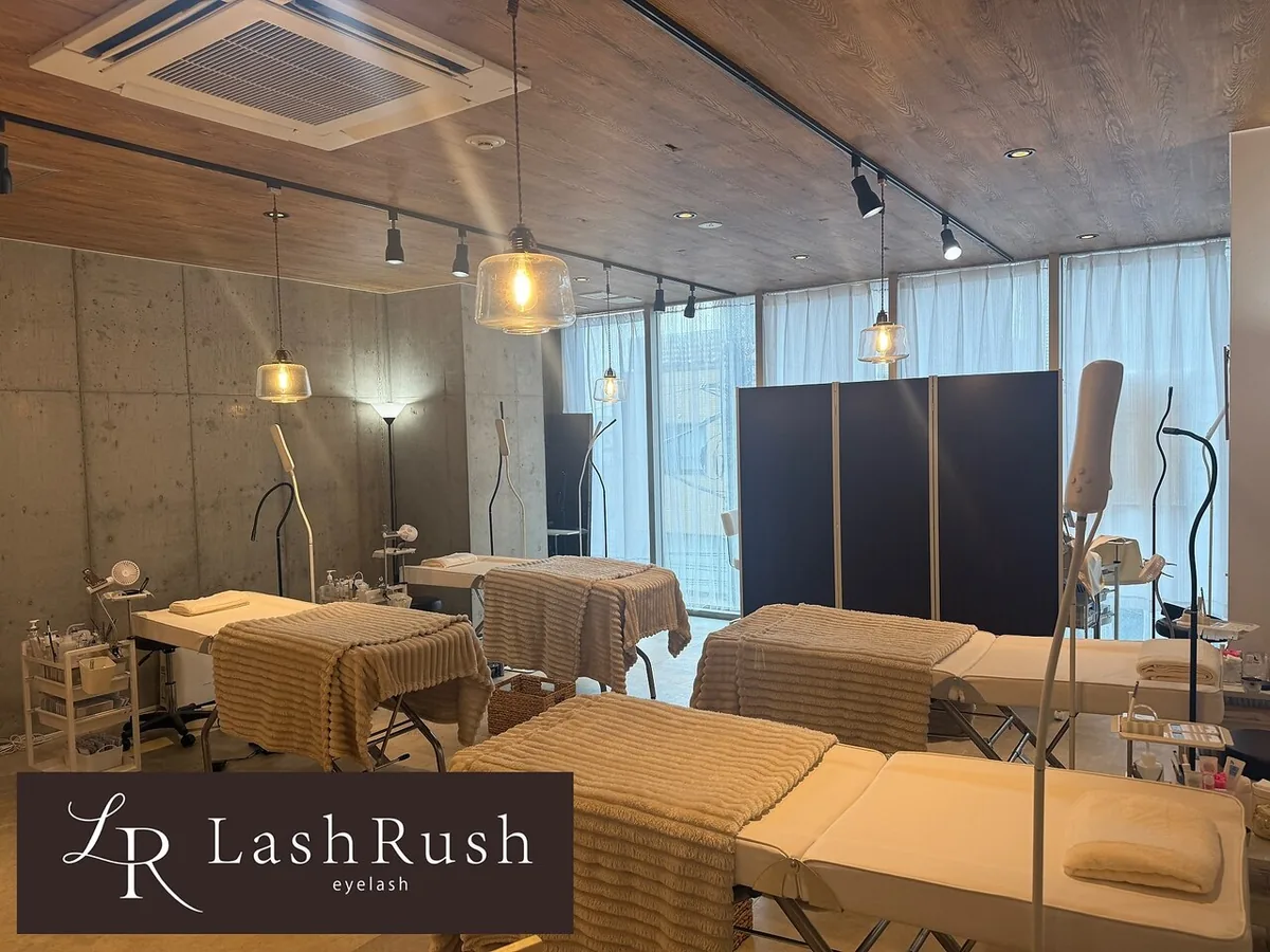 LashRushの施術スペース