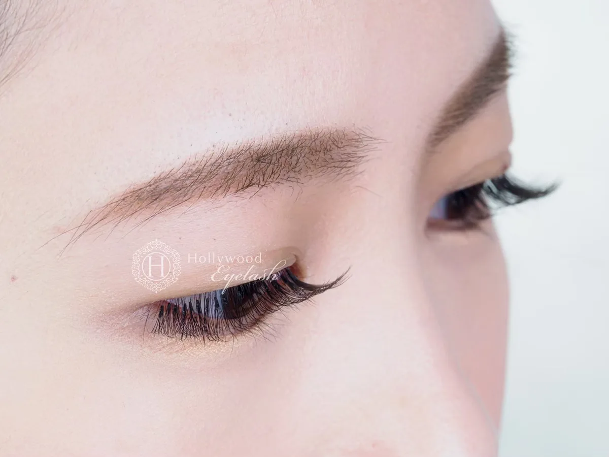 LashRush 甲府大里店の施術例